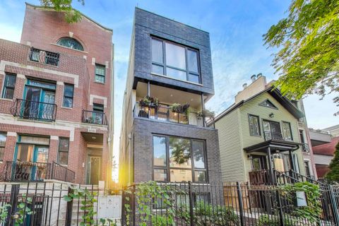 910 N Wood Street 2 Chicago IL 60622