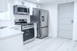 1646 N Bell Avenue G