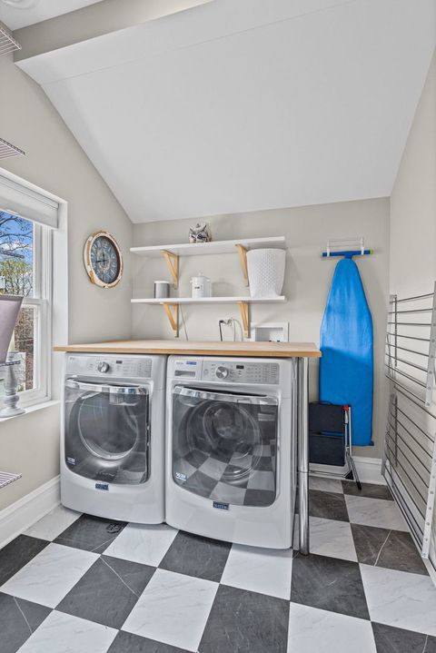 Tiny photo for 4916 S Blackstone Avenue, Chicago, IL 60615 (MLS # 12617167)