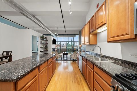 Tiny photo for 1645 W Ogden Avenue #702, Chicago, IL 60612 (MLS # 12501814)