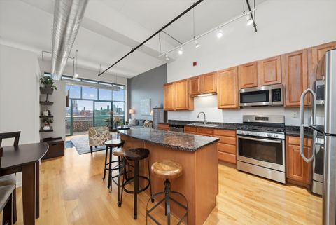 Tiny photo for 1645 W Ogden Avenue #702, Chicago, IL 60612 (MLS # 12501814)