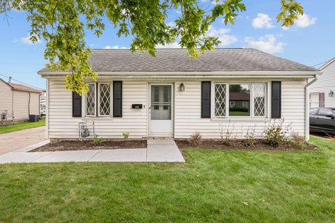Photo of 416 4th Street E, Milan, IL 61264 (MLS # 12769809)