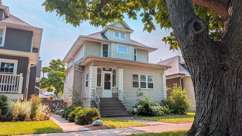 Photo of 4019 N Leamington Avenue, Chicago, IL 60641 (MLS # 12706807)