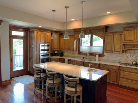 Tiny photo for 4031 Linden Avenue, Western Springs, IL 60558 (MLS # 12662683)