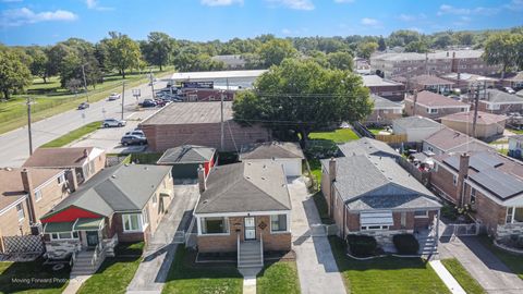 Photo of 12709 S Racine Avenue, Calumet Park, IL 60827 (MLS # 12465721) Photo of 12709 S Racine Avenue, Calumet Park, IL 60827 (MLS # 12465721)