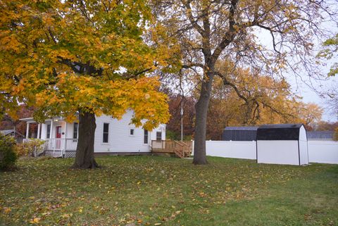 Tiny photo for 702 E Side Drive, Geneva, IL 60134 (MLS # 12504003)