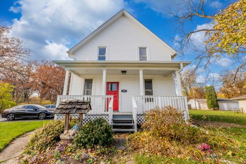 Photo of 702 E Side Drive, Geneva, IL 60134 (MLS # 12504003)