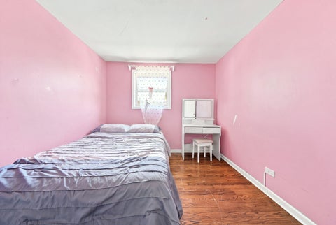 Tiny photo for 207 Linn Court #B, North Aurora, IL 60542 (MLS # 12739462)