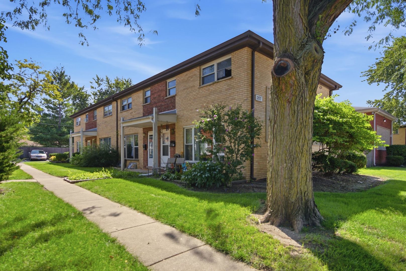 207 Linn Court B