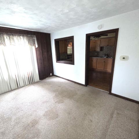 Tiny photo for 906 Barham Avenue N, Johnston City, IL 62951 (MLS # 12611938)