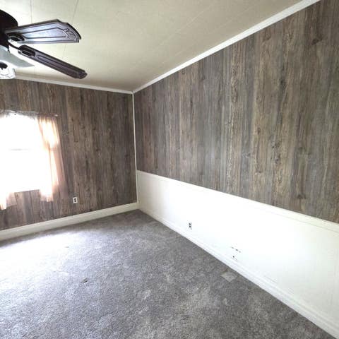 Tiny photo for 906 Barham Avenue N, Johnston City, IL 62951 (MLS # 12611938)