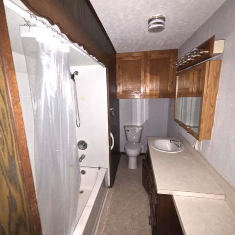 Tiny photo for 906 Barham Avenue N, Johnston City, IL 62951 (MLS # 12611938)