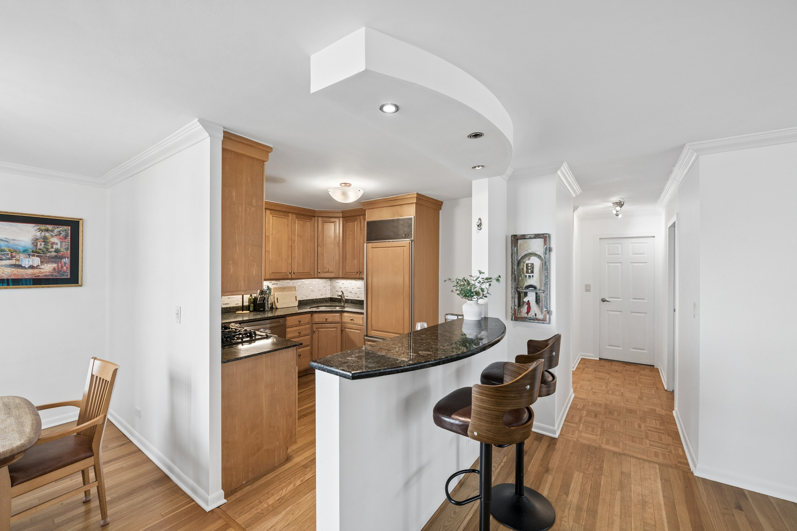 400 E Randolph Street 1710