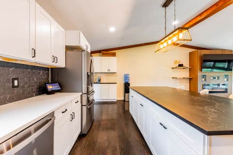 Tiny photo for 17W667 Lorraine Avenue, Addison, IL 60101 (MLS # 12699125)