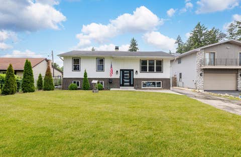 Photo of 17W667 Lorraine Avenue, Addison, IL 60101 (MLS # 12699125)