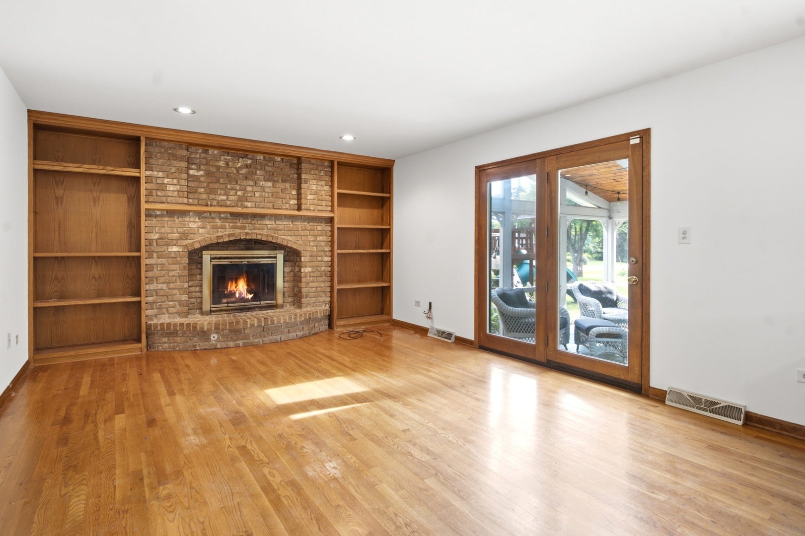 0S415 Madison Street