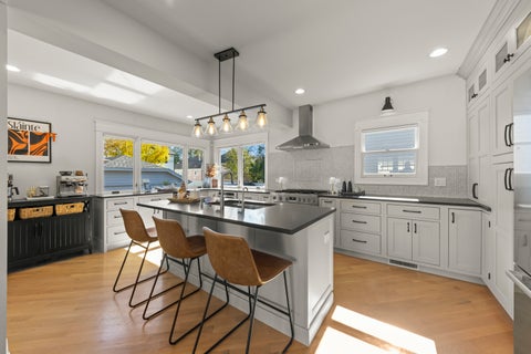 Tiny photo for 599 S Prospect Avenue, Elmhurst, IL 60126 (MLS # 12788520)