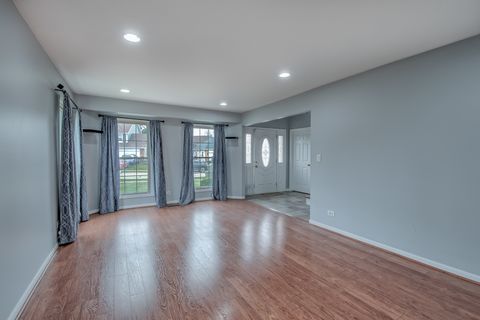 Tiny photo for 1411 Steeplechase Road, Bartlett, IL 60103 (MLS # 12593221)