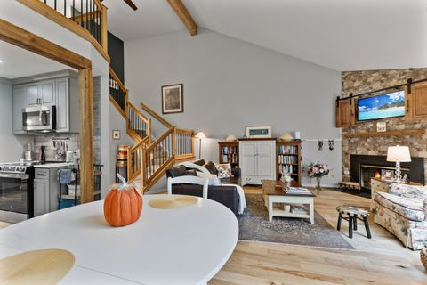 Tiny photo for 748 Shoreline Road, Lake Barrington, IL 60010 (MLS # 12513563)