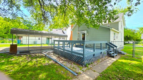 Tiny photo for 948 E Broadway, Centralia, IL 62801 (MLS # 12644227)