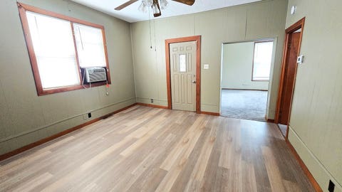 Tiny photo for 948 E Broadway, Centralia, IL 62801 (MLS # 12644227)