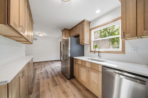 Tiny photo for 909 Knollside Road, New Lenox, IL 60451 (MLS # 12676894)