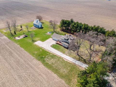 Tiny photo for 29679 Lagoon Road, Minier, IL 61759 (MLS # 12599297)
