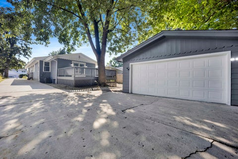 Tiny photo for 376 N WEST Avenue, Elmhurst, IL 60126 (MLS # 12777788)