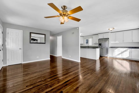 Tiny photo for 376 N WEST Avenue, Elmhurst, IL 60126 (MLS # 12777788)
