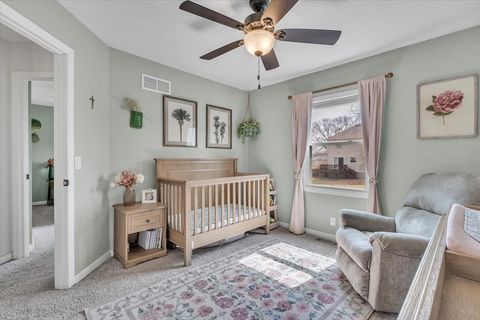 Tiny photo for 729 W 59th Street, Davenport, IA 52806 (MLS # 12600258)