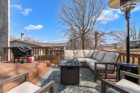 Tiny photo for 729 W 59th Street, Davenport, IA 52806 (MLS # 12600258)