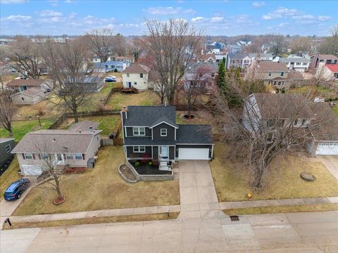 Tiny photo for 729 W 59th Street, Davenport, IA 52806 (MLS # 12600258)