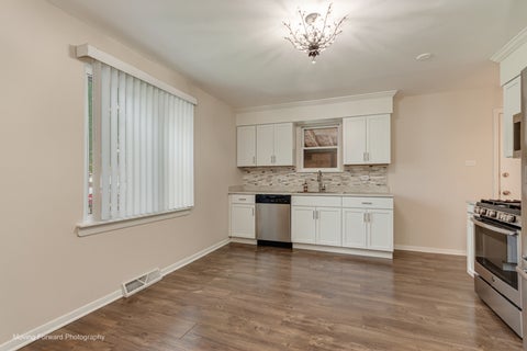 Tiny photo for 7101 W 114th Place, Worth, IL 60482 (MLS # 12734380)