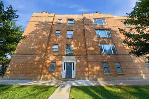 Tiny photo for 2121 N Saint Louis Avenue #3S, Chicago, IL 60647 (MLS # 12739491)