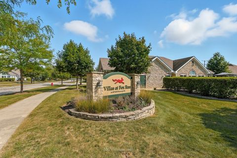 Tiny photo for 23924 W Dayfield Drive #23B, Plainfield, IL 60586 (MLS # 12470291)