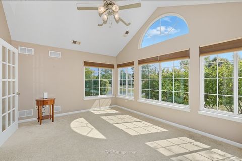 Tiny photo for 23924 W Dayfield Drive #23B, Plainfield, IL 60586 (MLS # 12470291)