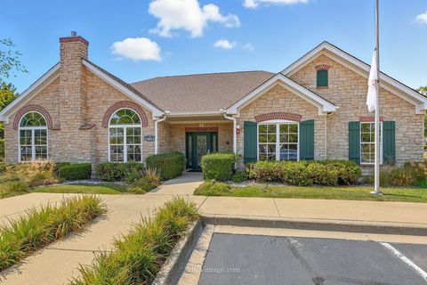 Tiny photo for 23924 W Dayfield Drive #23B, Plainfield, IL 60586 (MLS # 12470291)