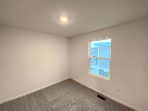 Tiny photo for 2149 yellowstone Boulevard, Mundelein, IL 60060 (MLS # 12476288)