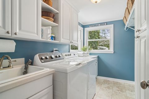 Tiny photo for 331 S Rammer Avenue, Arlington Heights, IL 60004 (MLS # 12570711)