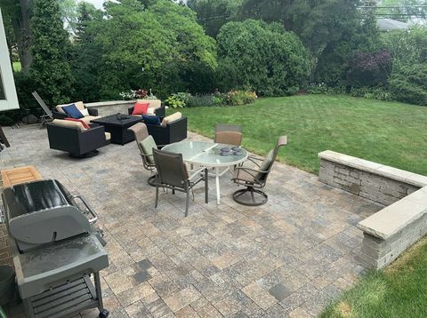 Tiny photo for 331 S Rammer Avenue, Arlington Heights, IL 60004 (MLS # 12570711)