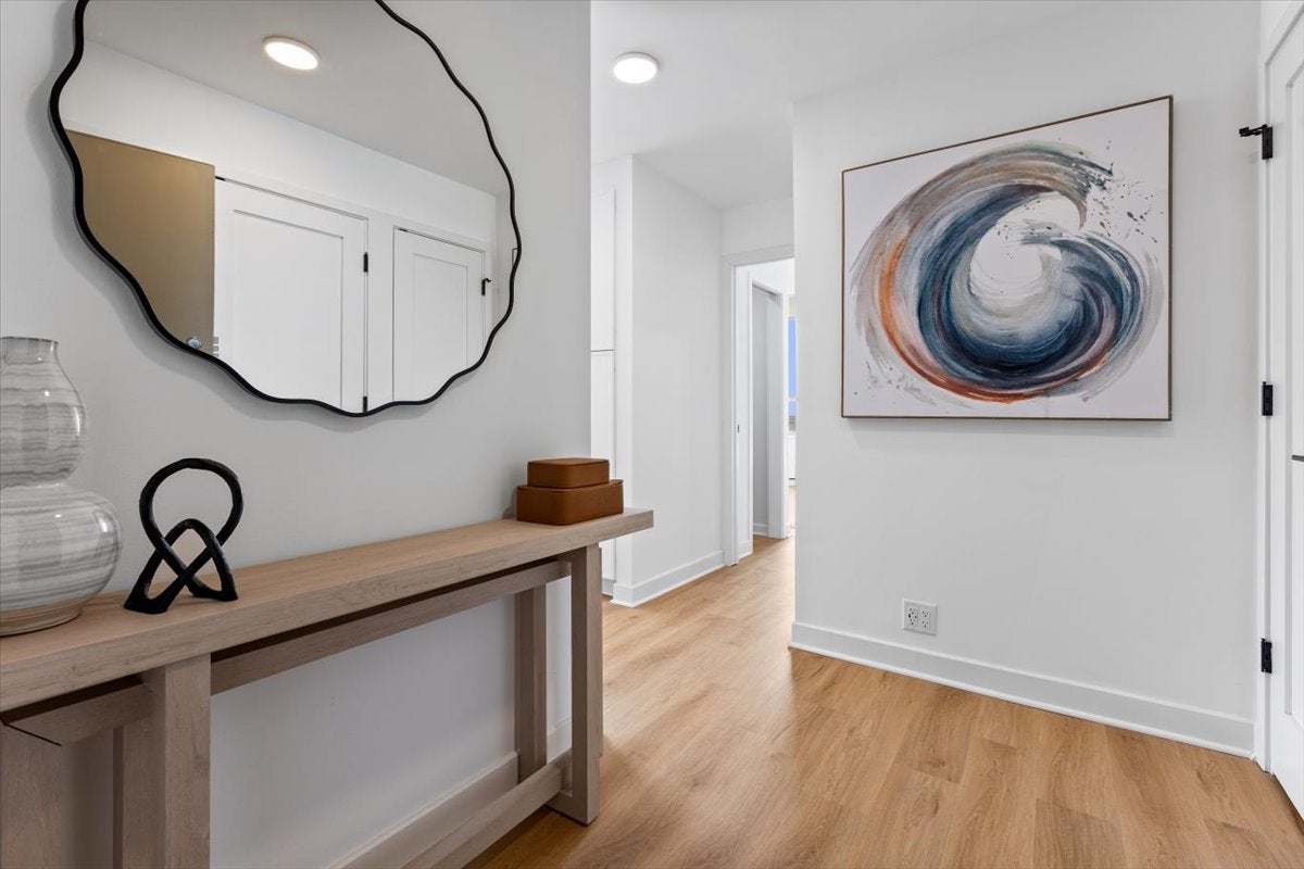 1355 N Sandburg Terrace 2801D