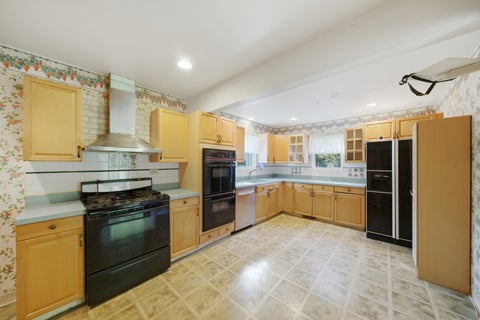 Tiny photo for 2818 Elisha Avenue, Zion, IL 60099 (MLS # 12770667)