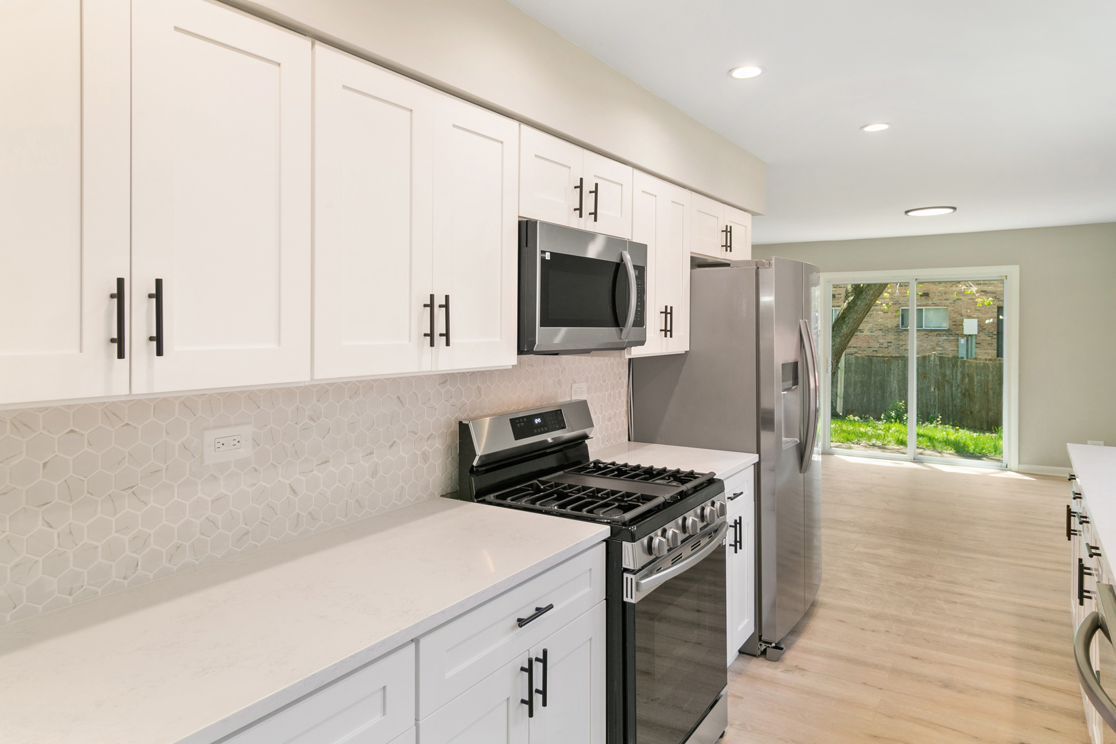 4141 APPLEWOOD Lane