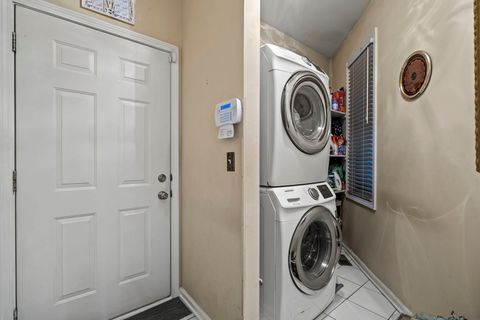 Tiny photo for 6725 N Cicero Avenue, Lincolnwood, IL 60712 (MLS # 12479955)