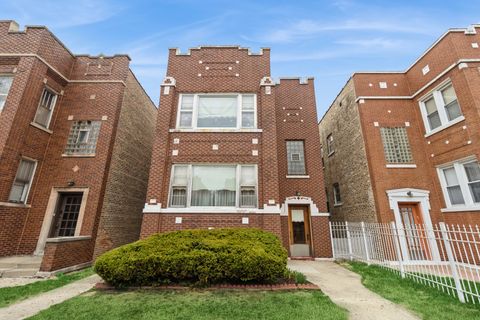 4032 W Nelson Street Chicago IL 60641