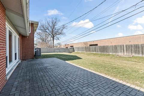 Tiny photo for 457 N Comfort Lane, Palatine, IL 60067 (MLS # 12583598)