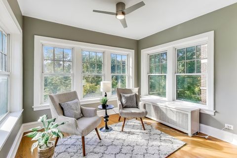 Tiny photo for 319 Kedzie Street #3E, Evanston, IL 60202 (MLS # 12490357)