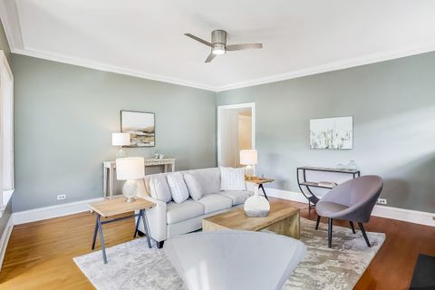 Tiny photo for 319 Kedzie Street #3E, Evanston, IL 60202 (MLS # 12490357)