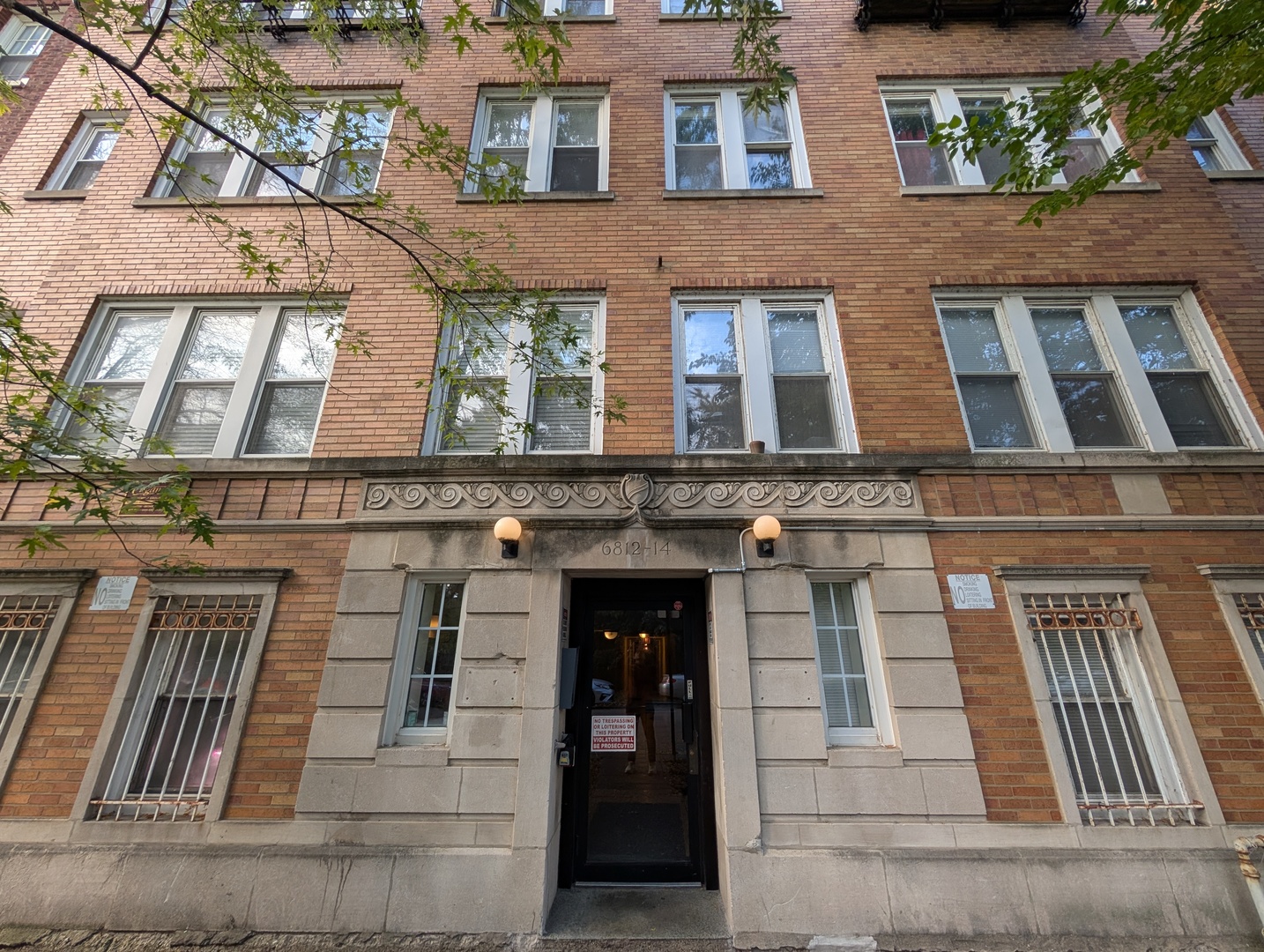 6812 N Wayne Avenue 3C