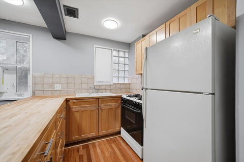 Tiny photo for 7208 Oak Avenue #1SW, River Forest, IL 60305 (MLS # 12790468)